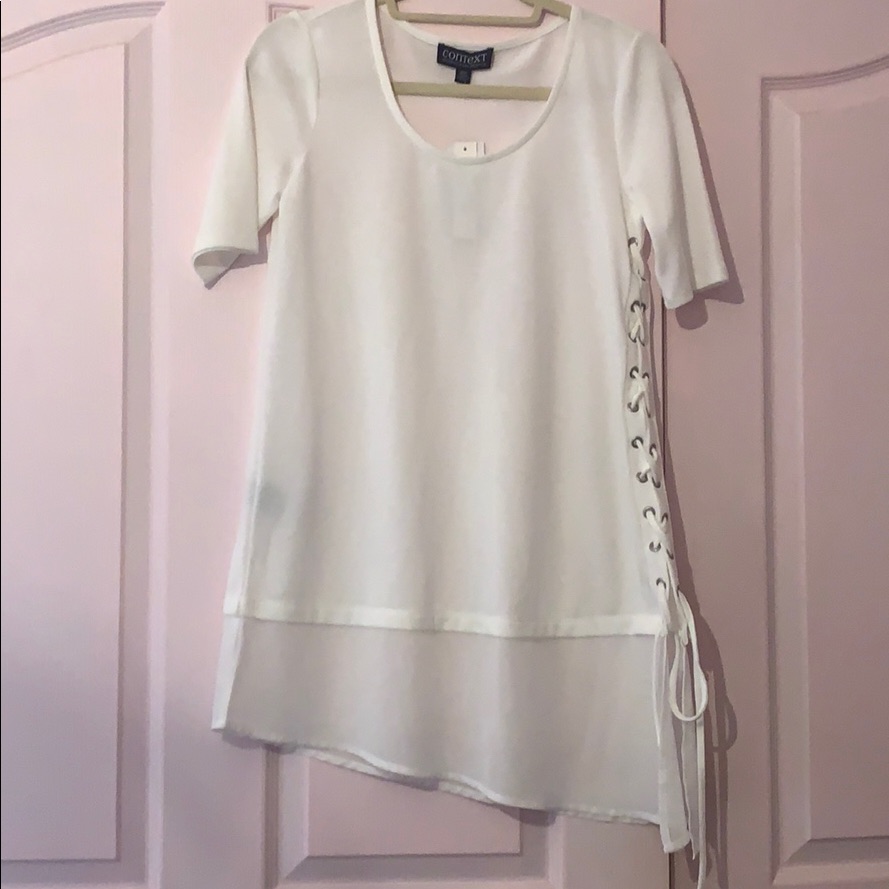 Ladies Dress Short Sleeve Lace Detail On Side.